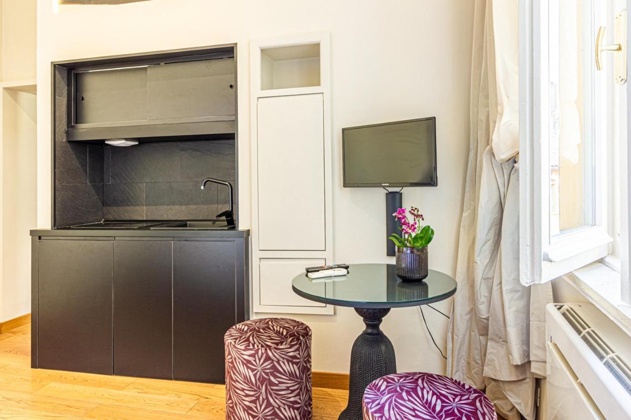 Apartment Casa Hygiea In Canton De' Fiori *