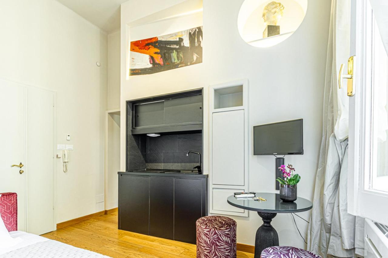 Casa Hygiea In Canton De' Fiori Appartement